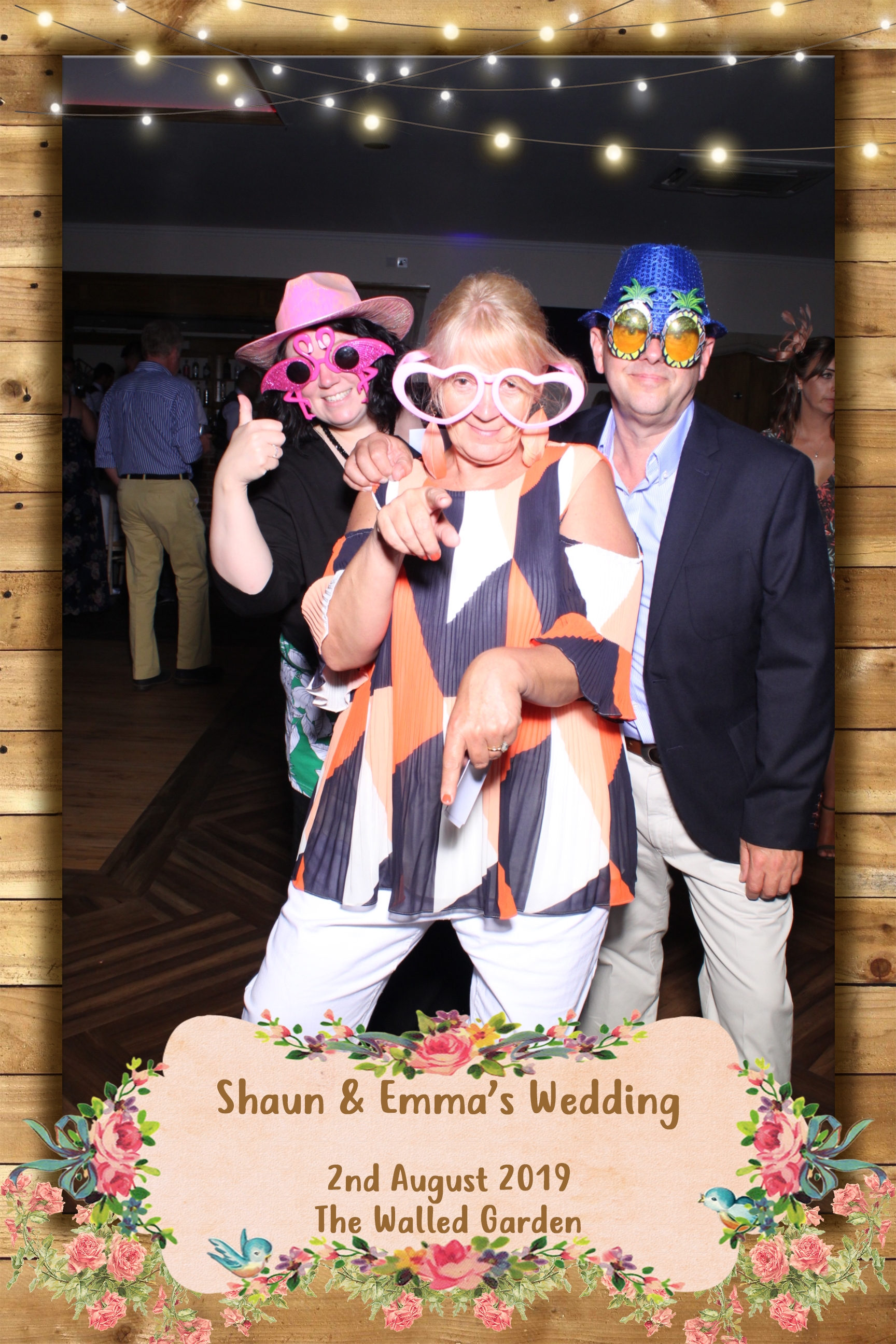 Shaun and Emma's Wedding | View more photos from the event at images.mobile-photo-booth.com/u/MobilePhotoBoothUK/Shaun-and-Emmas-Wedding